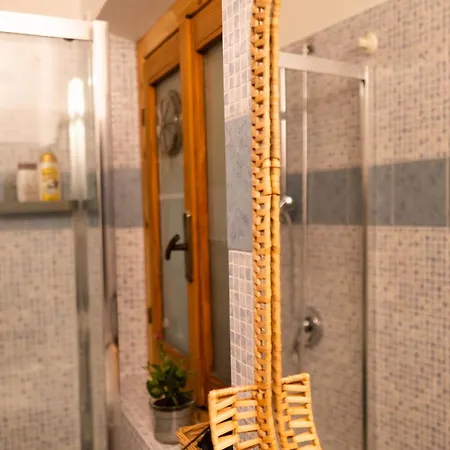 Casa Bonnie, Nuovo Accogliente Nel Centro Di Semesterbostad *